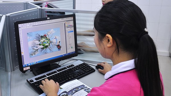 重庆市女子职业高级中学数字影像技术